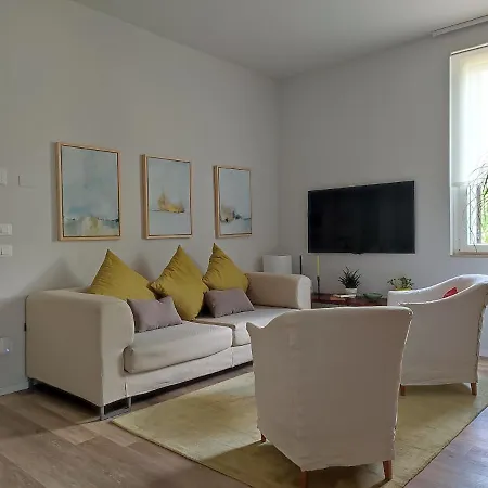 Nuova Porta Dei Musicisti - Locazione Turistica Vendégház Verona