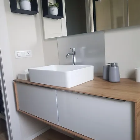 Nuova Porta Dei Musicisti - Locazione Turistica